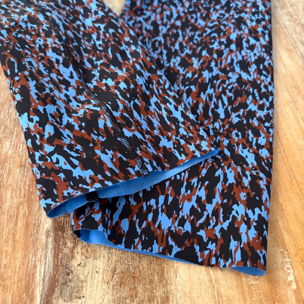 Lululemon Fast and Free 25" Leggings Leopard Camo Blue Brown Multi High Rise 14 - Picture 8 of 12